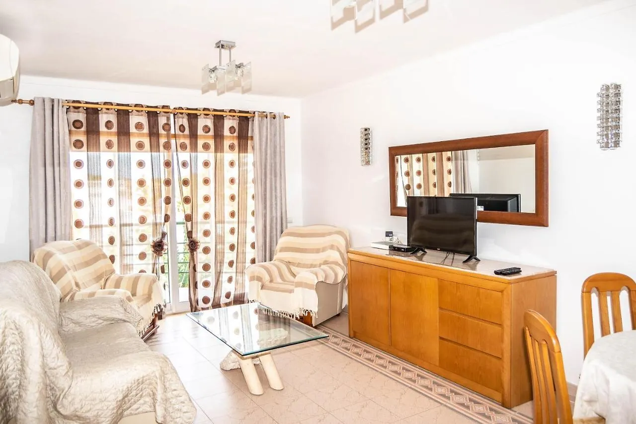 Clube Meia Praia Lagos 3*,